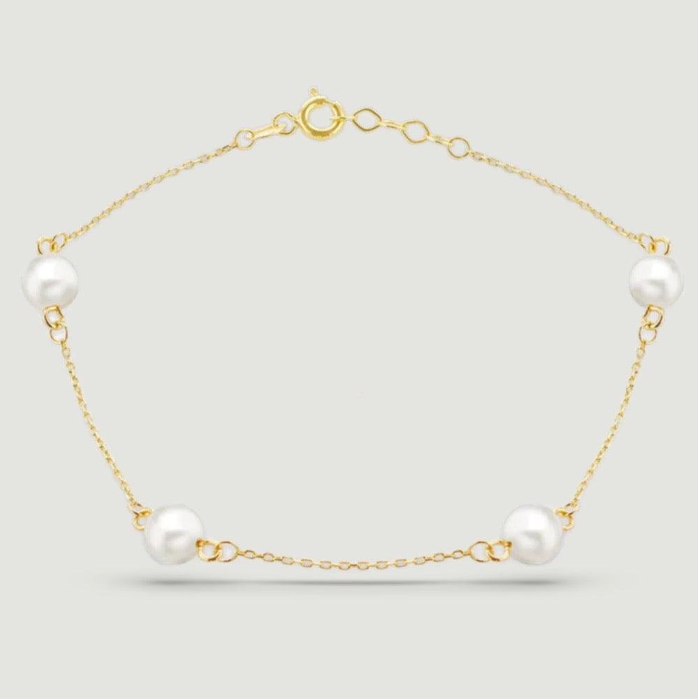 9ct yellow gold fine bracelet with four 6mm pearls every spaced