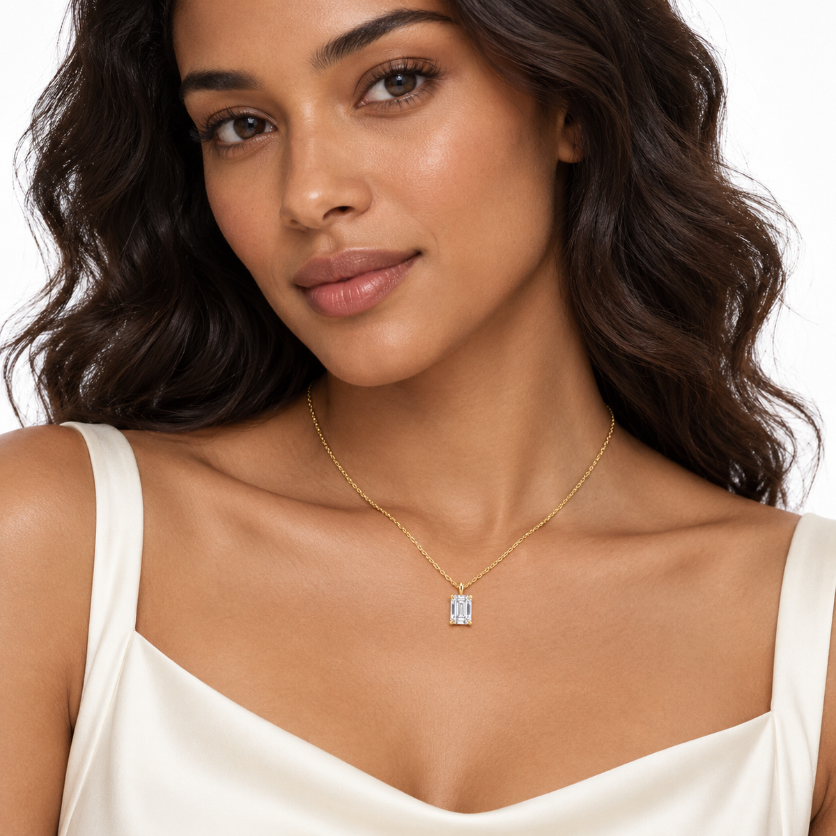 The Chelsea Emerald Lab-Grown Pendant