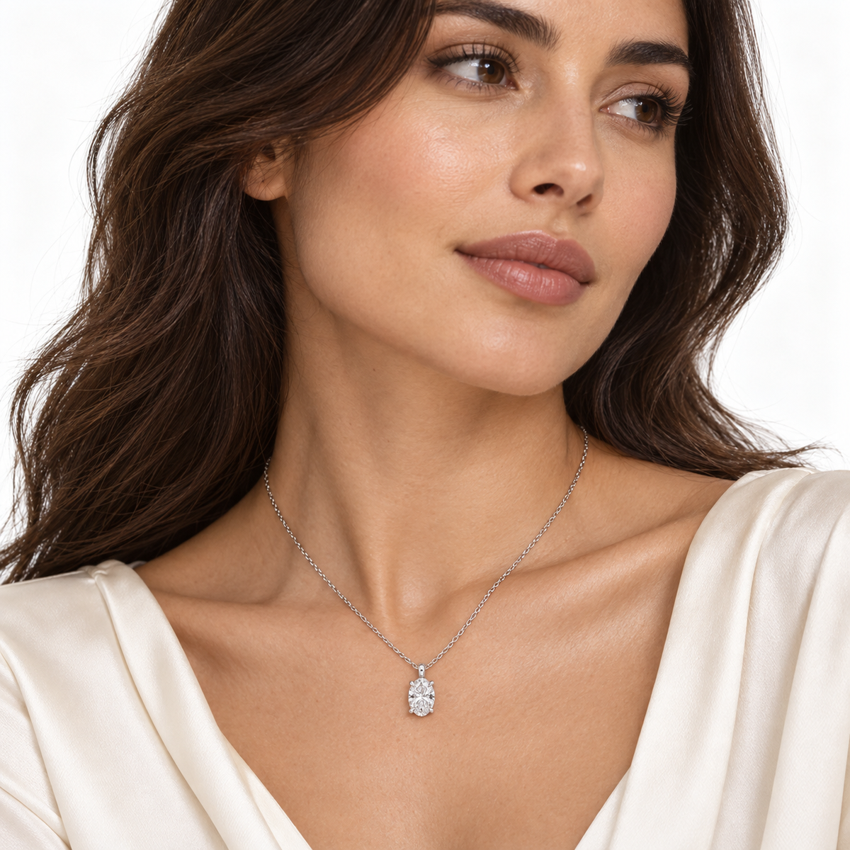 The Chelsea Oval Lab-Grown Pendant