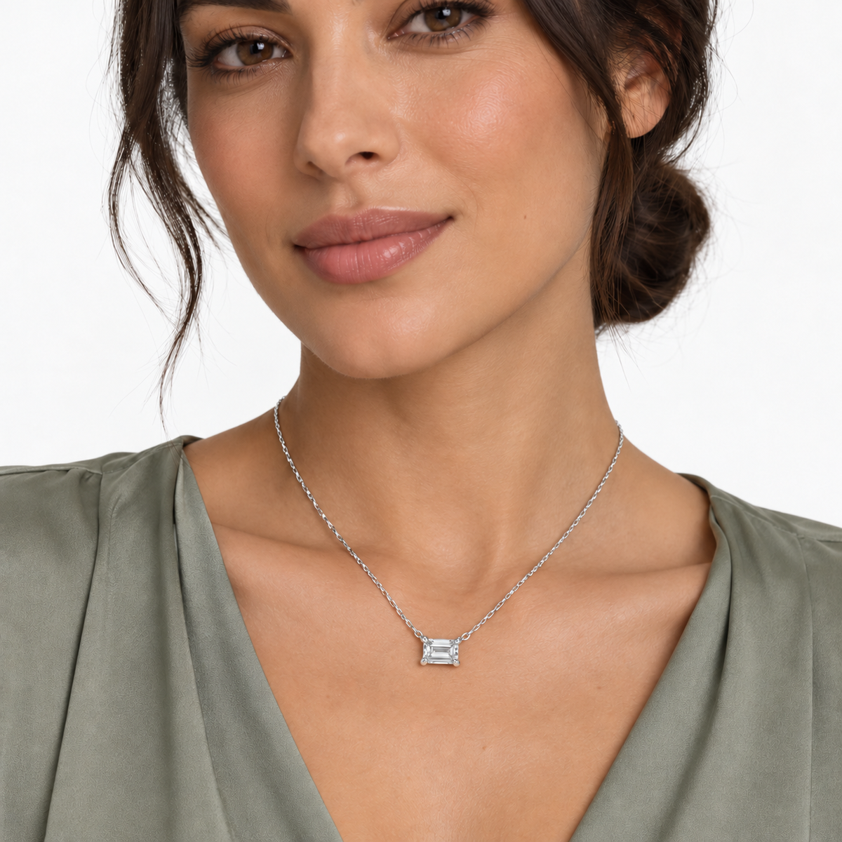 The Chelsea Emerald Lab-Grown Necklace