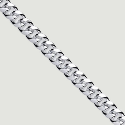 Silver chain, the links are formed in domed curb style 4.9mm wide - close up